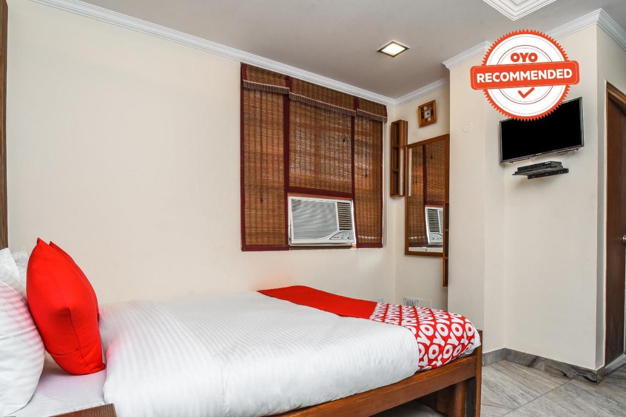 Vaccinated Staff- Oyo Flagship 475 Audi Nivas, North Usman Road Hotel Chennai Exterior photo