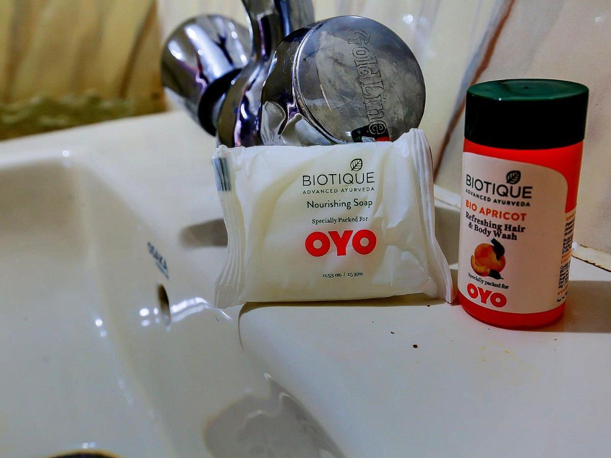 Vaccinated Staff- Oyo Flagship 475 Audi Nivas, North Usman Road Hotel Chennai Exterior photo