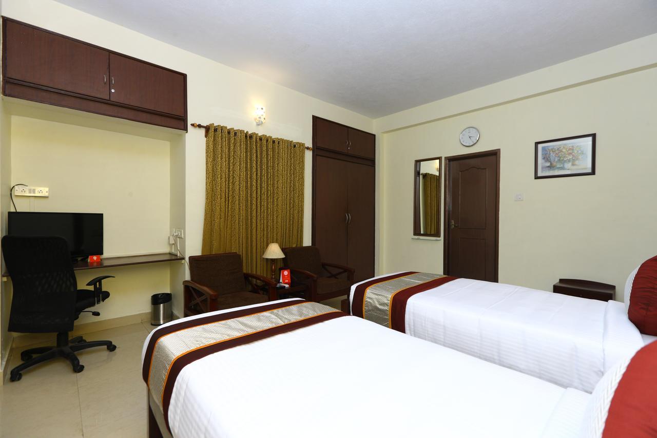 Vaccinated Staff- Oyo Flagship 475 Audi Nivas, North Usman Road Hotel Chennai Exterior photo